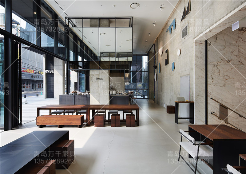 青島酒店家具廠家教你怎樣選擇酒店桌椅